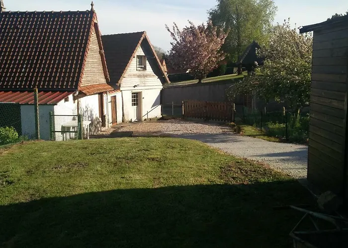 La Cavee Nyaraló Le Bourg-Dun